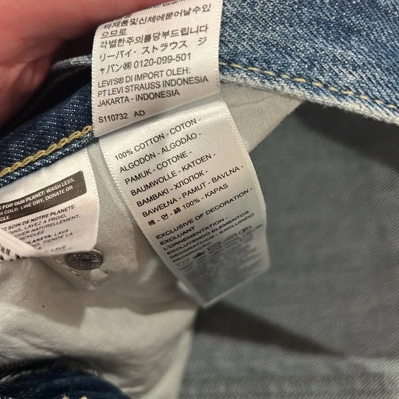 NWOT Levi’s low pro straight mid-rise jeans - Picture 3 of 7